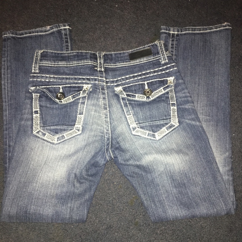 Daytrip Jeans - Picture 3 of 5